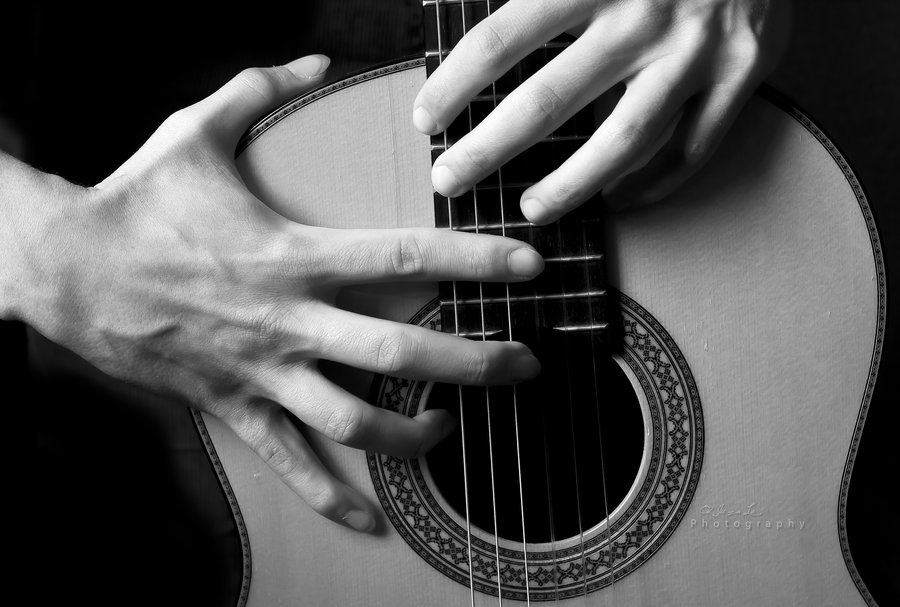 guitar_hands_2_by_cromark-d63gyyb.jpg