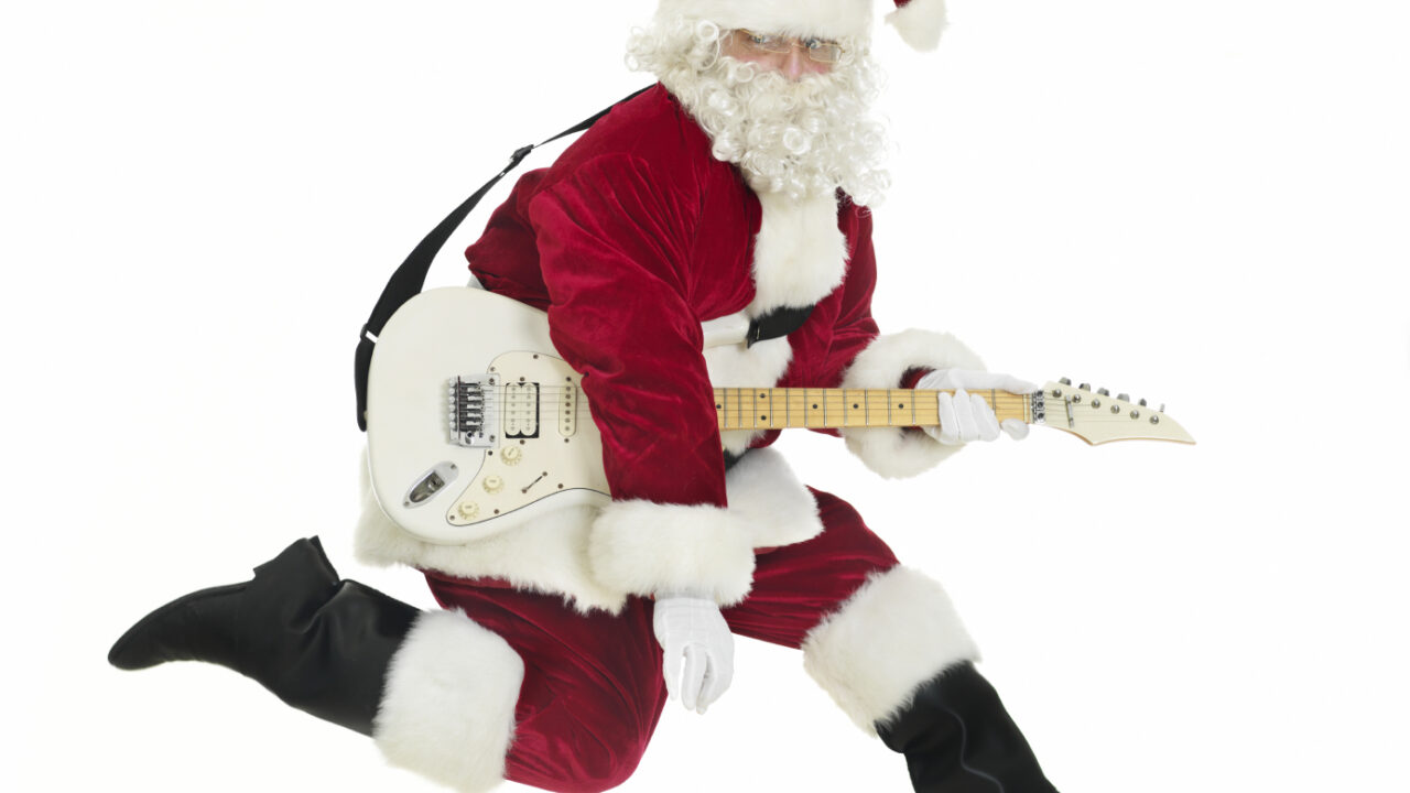 santa-with-guitar
