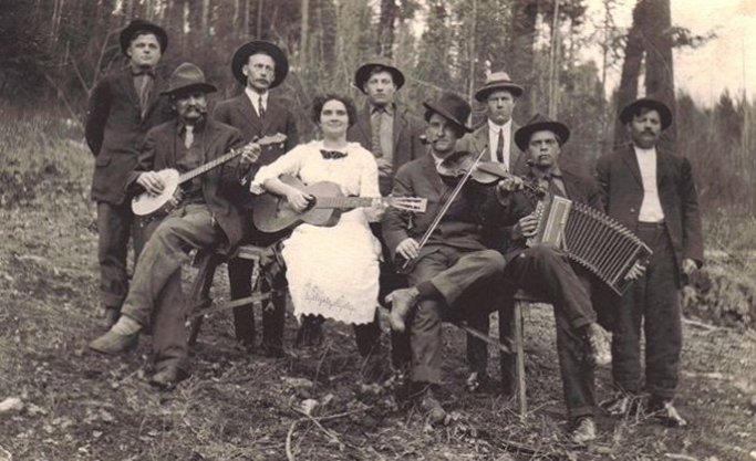 DIVERTENTE BRANO BLUEGRASS