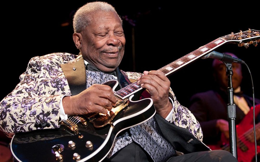 BB King: GUIDA e BIOGRAFIA DEFINITIVA del RE del BLUES